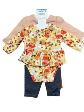 Carters baby girl outfit size 0-3